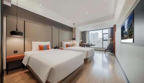 Superior City View Twin Room