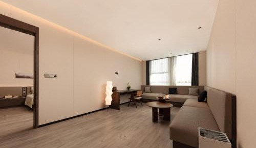 Premier Suite