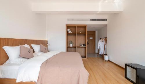 King Room with Spa Bath
