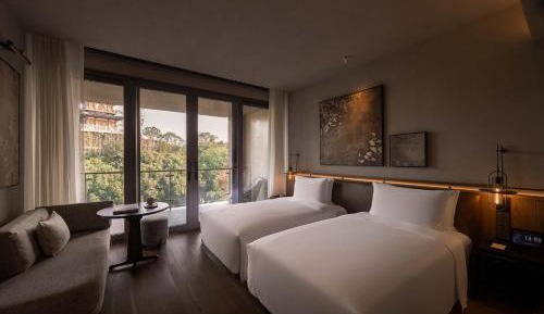 Twin Room with Balcony
