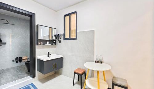Large Single Room