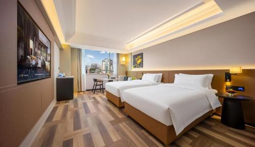 Twin Room with City View