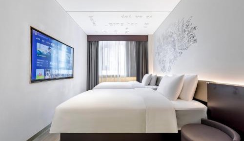 Happy Twin Room