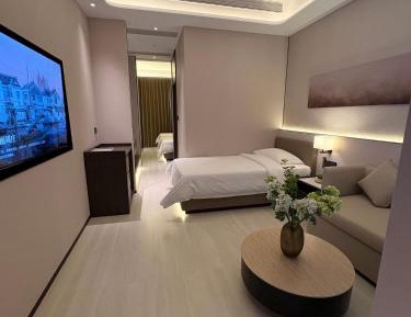 Triple Room with Garden View