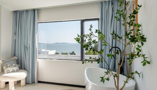 Deluxe Double Room with Sea View