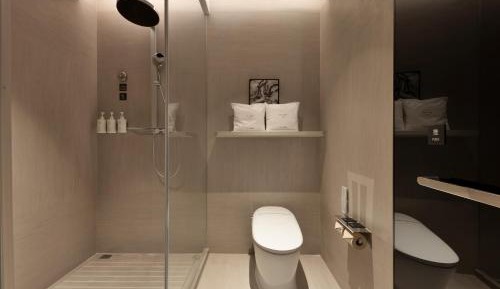 Executive Queen Room