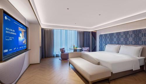 Deluxe Queen Room