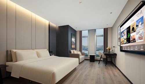 Jimu Lake View King Room