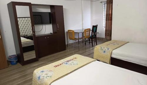 Economy Twin Room