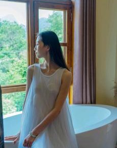 King Room with Pool View