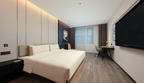 Premium King Room