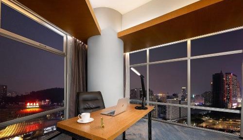 Business Deluxe Room
