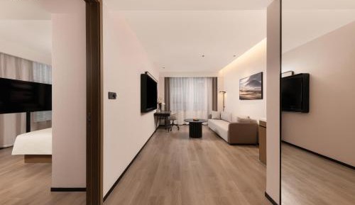 Premium Suite