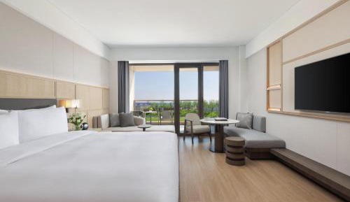 Premium King Room with Sea View