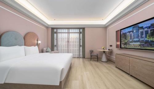 Executive King Room