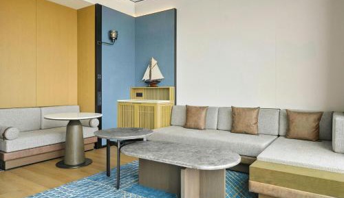 Selected King Suite with City View