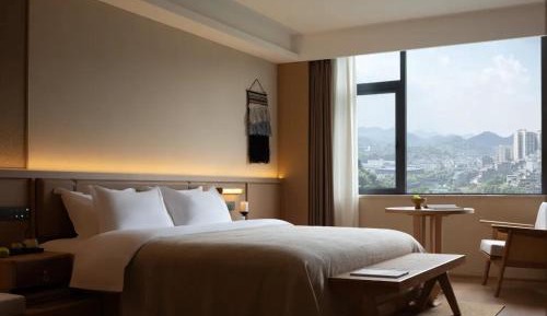 Queen Room with Spa Bath