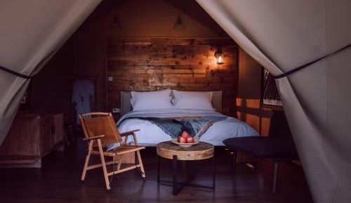 King Room with Mountain View