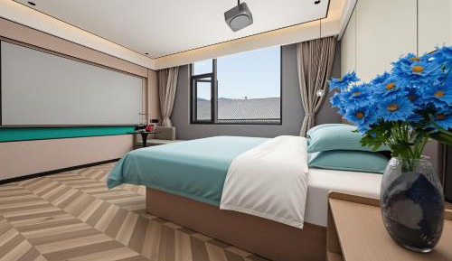 Standard Single Room with Mountain View