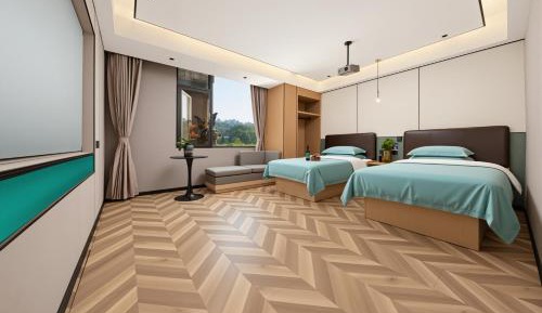 Small Twin Room