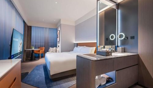 Deluxe Double Room with City View