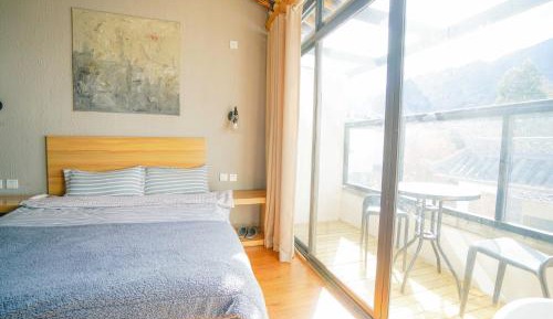 Double Room with Mountain View