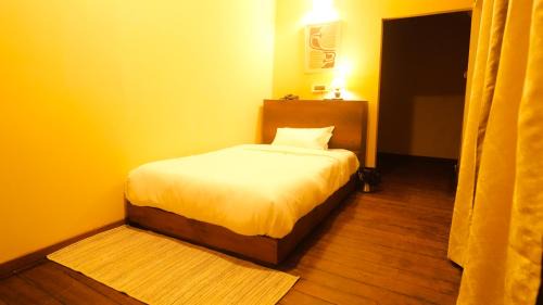 Economy Single Room