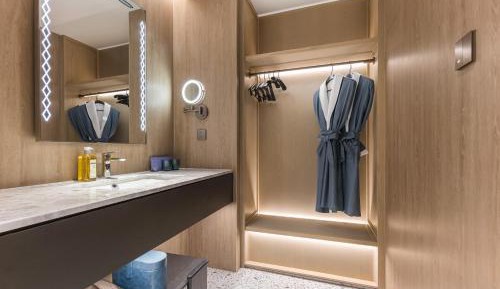 Large Double Room
