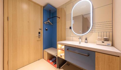 Triple Room with Bathroom