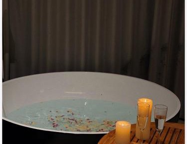 Deluxe Double Room with Bath