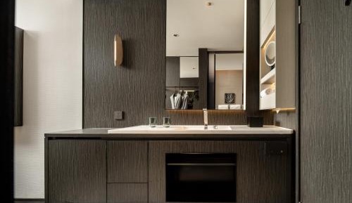Premium King Room