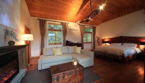 King Room with Mountain View