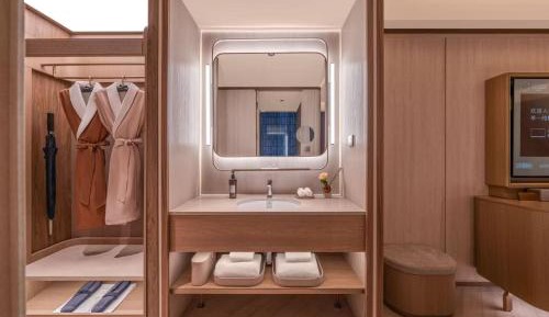 Large Twin Room