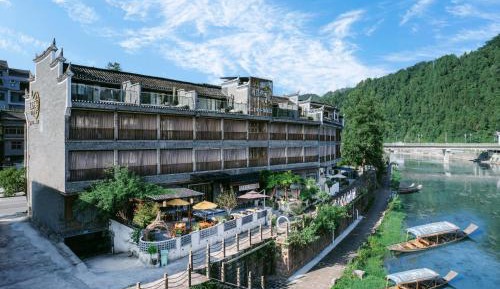 Twin Room with Balcony