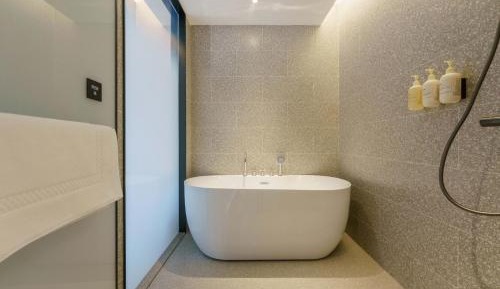 Premier Suite