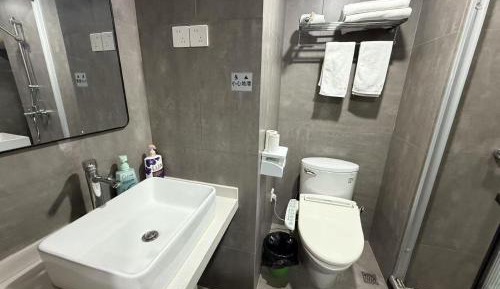 King Room with Spa Bath