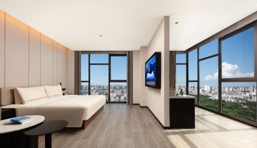 Superior Suite with City View
