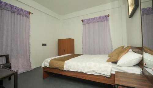 Single Room with Private Bathroom