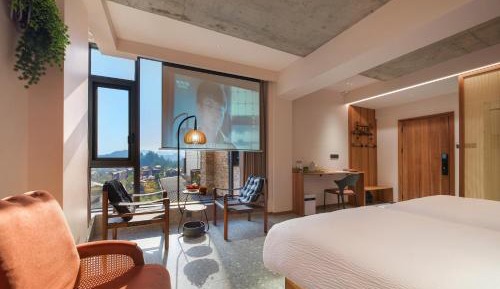 Superior Double or Twin Room with Mountain View