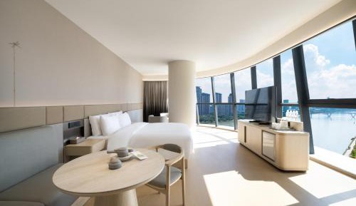 King Room with Lake View