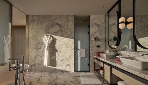 Regency Twin Suite with Macau View