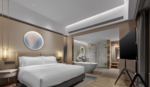Deluxe Family Suite