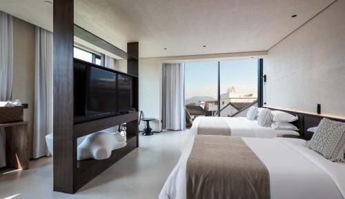 Twin Room with Mountain View