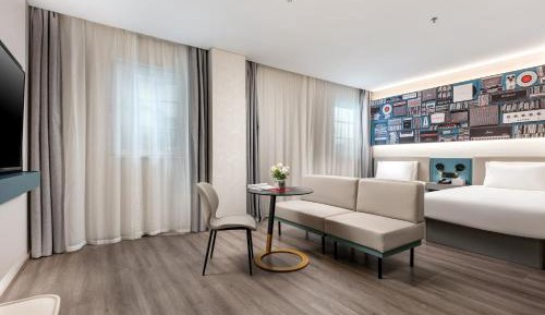 Business Twin Room