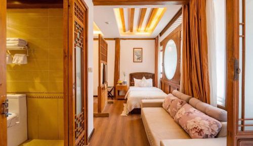 Queen Room with Garden View