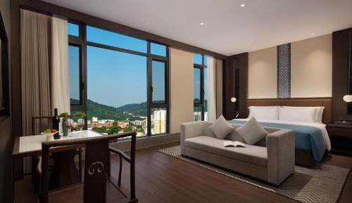 Deluxe Double Room with Bath