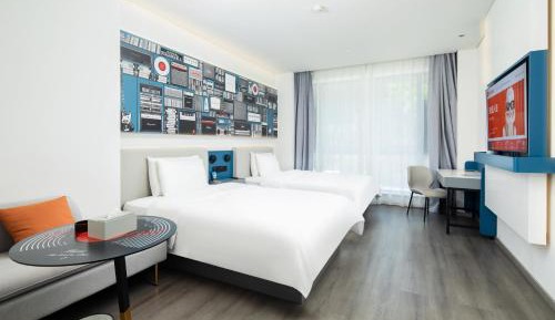 Business Twin Room