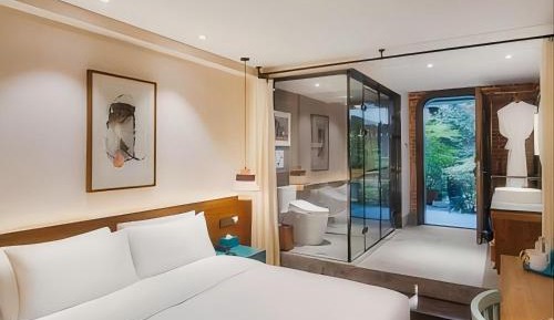 King Room