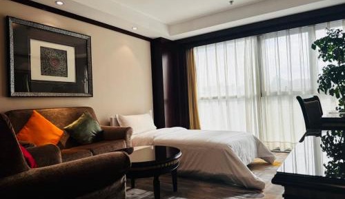 Two-Bedroom Suite