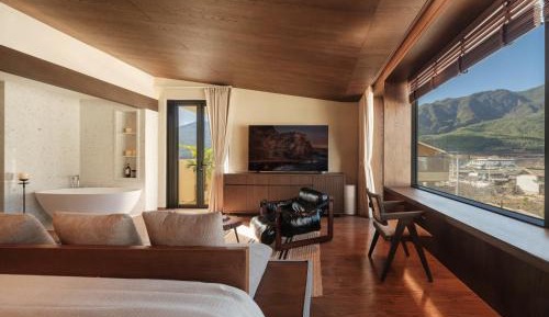 King Suite